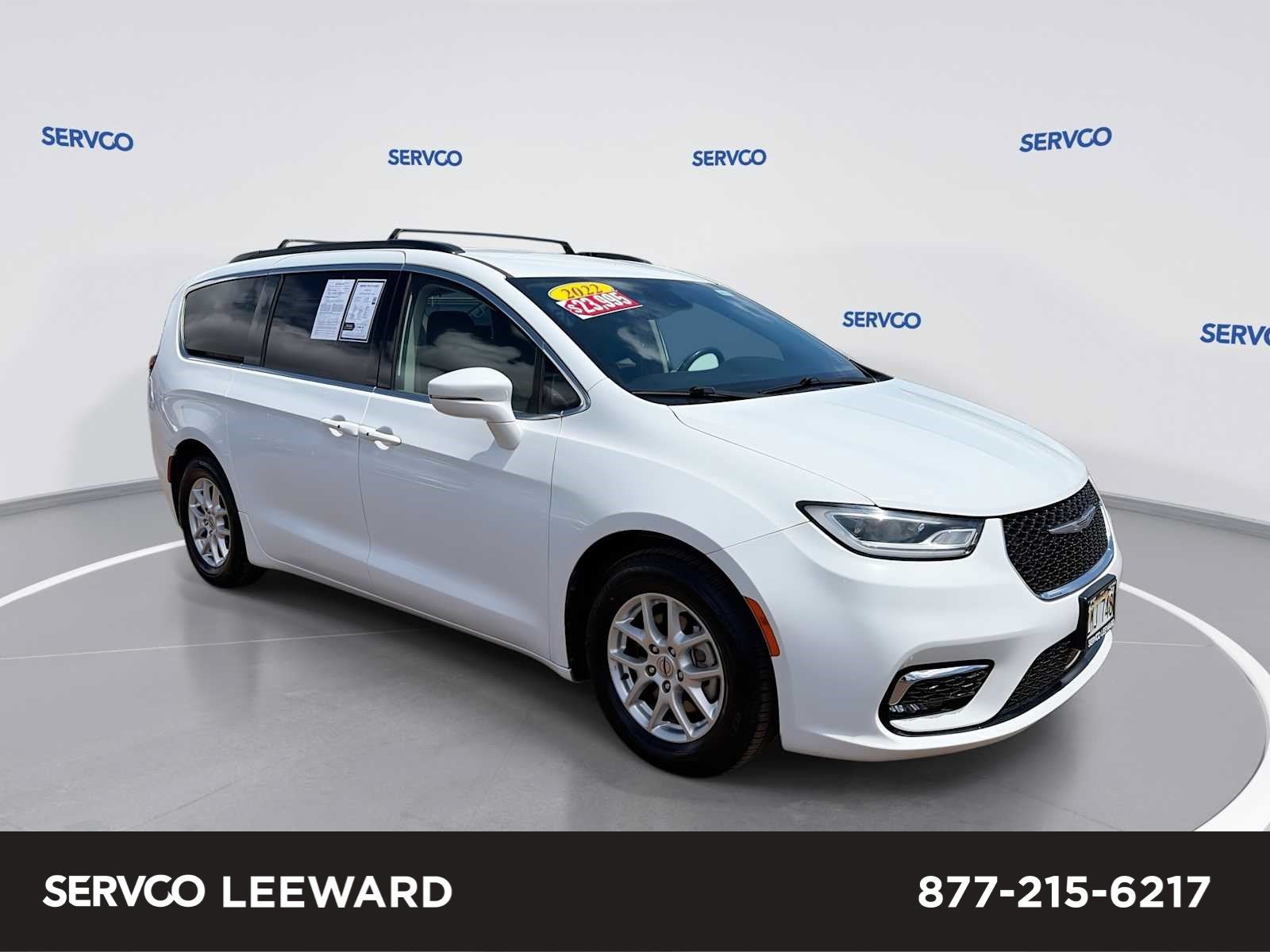 2022 Chrysler Pacifica Touring L in Bright White Clearcoat — front three-quarter view