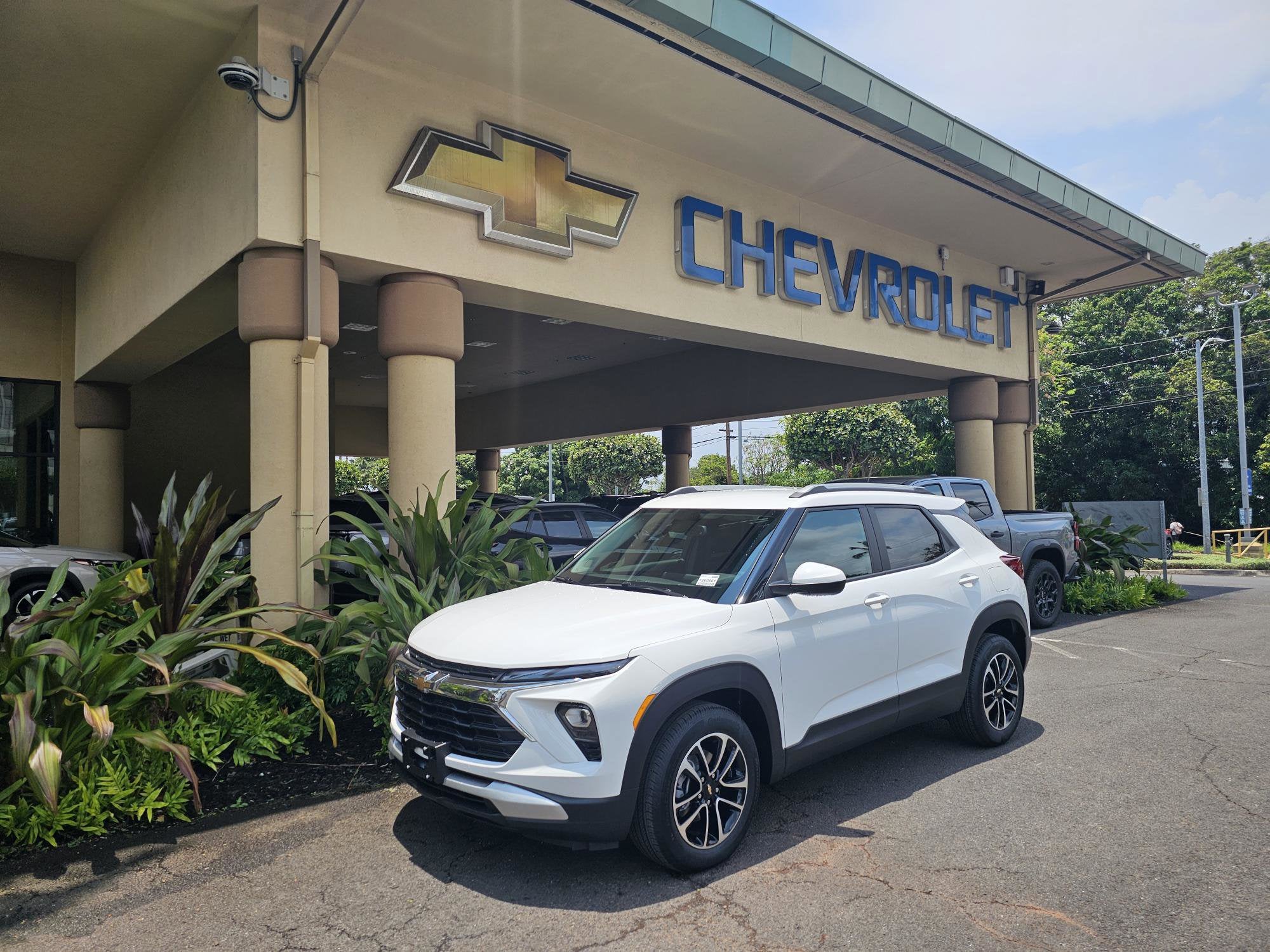 2026 Chevrolet Trailblazer LT in Summit White — front three-quarter view